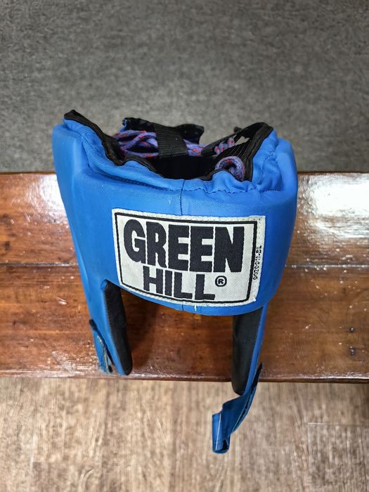 Продам шлем для бокса