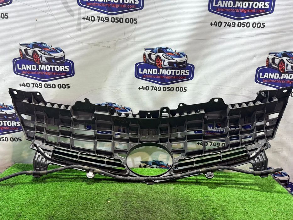 GRILĂ CENTRALĂ BARĂ FAȚĂ TOYOTA PRIUS 2012 HYBRID 1.8 BENZINA Hatchback COD OEM 5311147040 2009-2015