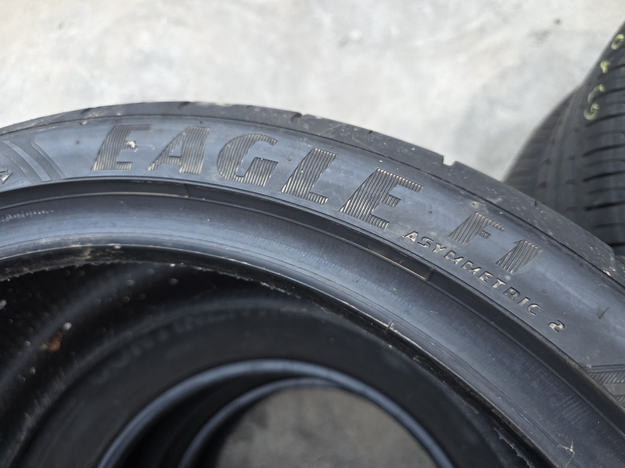 2бр Летни гуми 275 35 20 - Goodyear Runflat