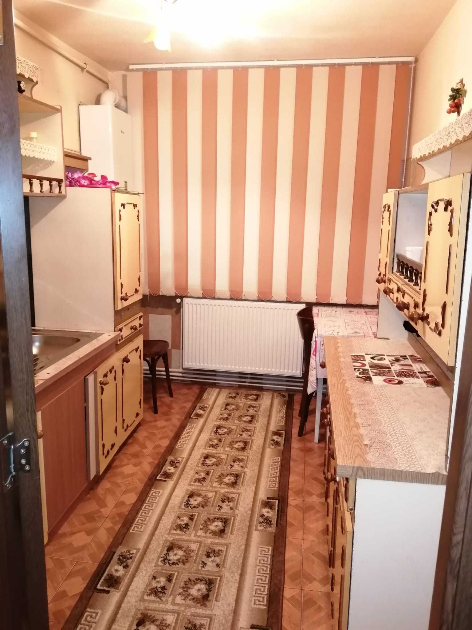 Vând apartament in Reghin cartierul Mihai Viteazu