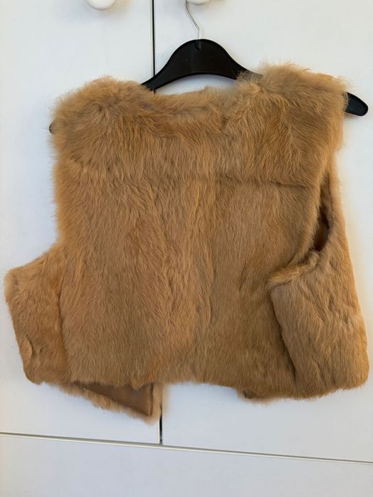 Елек от естествен пух в кафяво