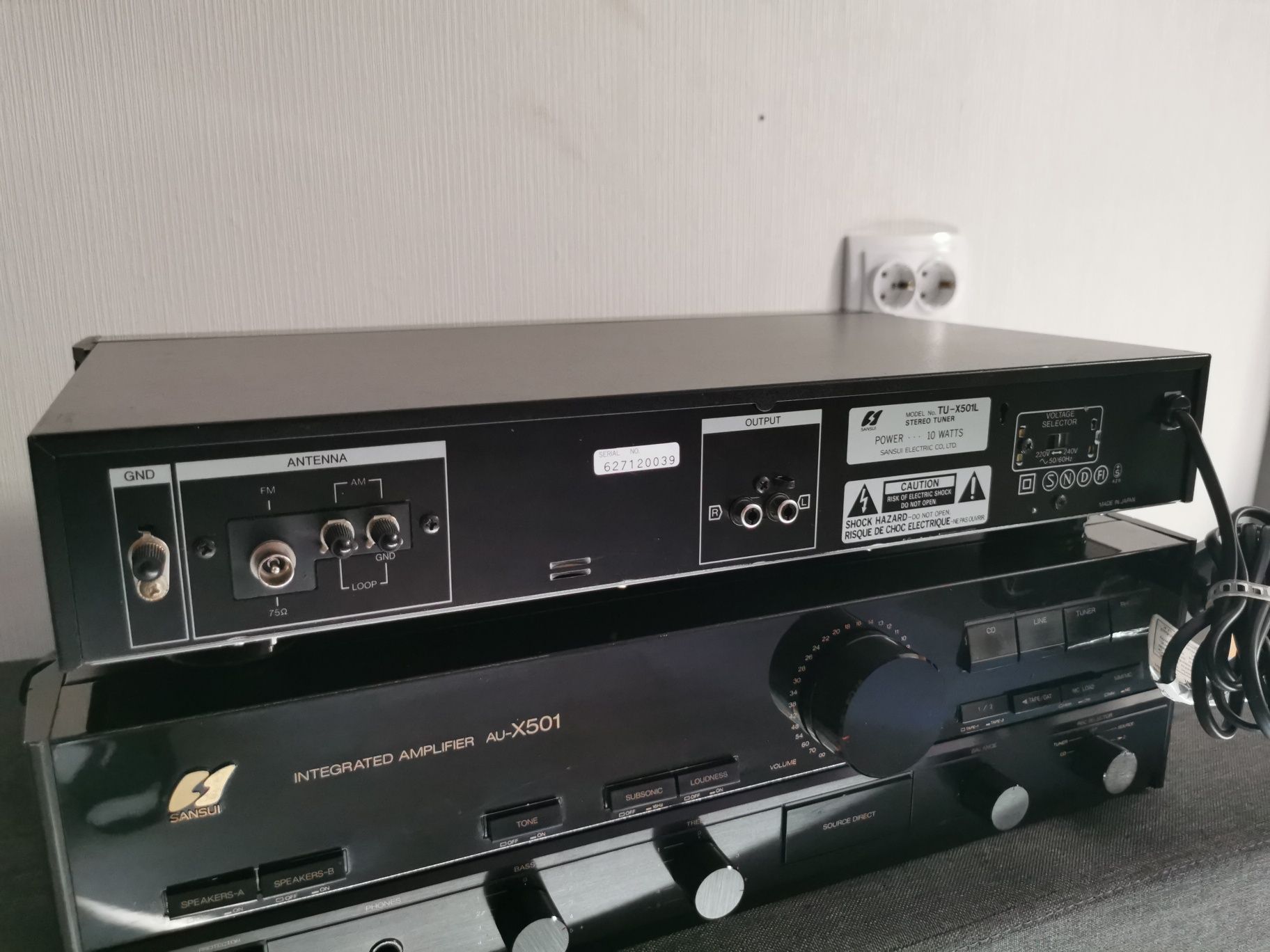 Усилвател Sansui au-x501