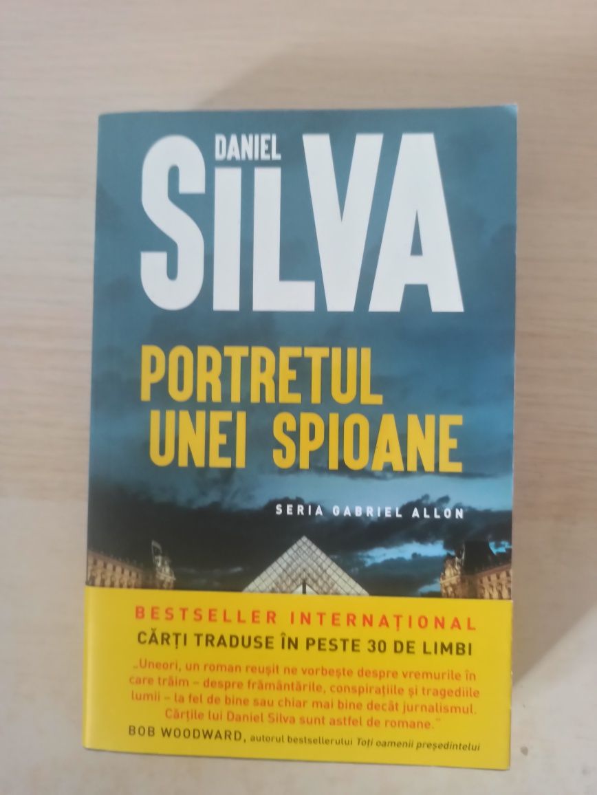 Carti de istorie despre spionaj, servicii secrete