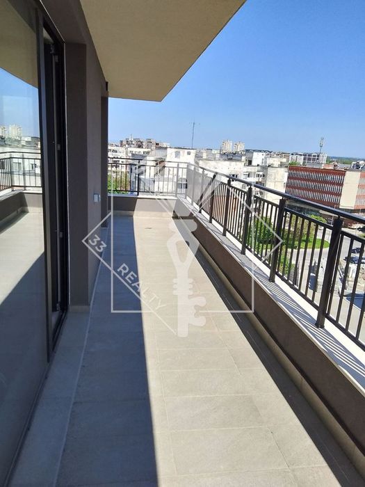 Продава се Двустаен апартамент в Пловдив, Тракия - 100 кв.м за 1390 €/кв.м - Снимка #3