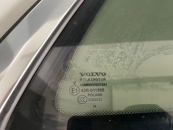 Geam dreapta spate VOLVO XC60 2018+ 32244903