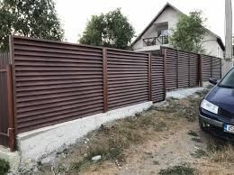 Garduri si porti