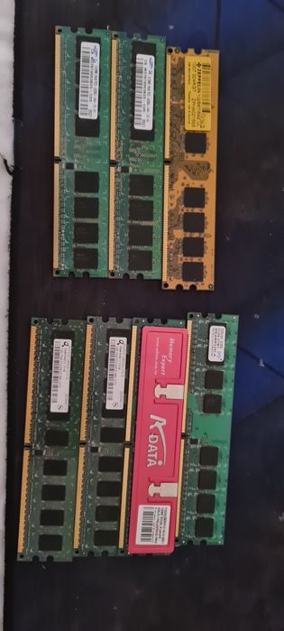 Vând componente pc mai vechi