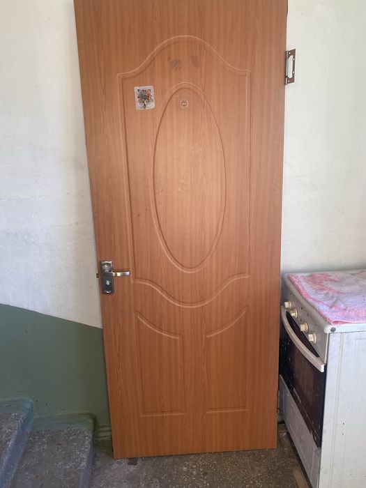 Продам дверь межкомнатную