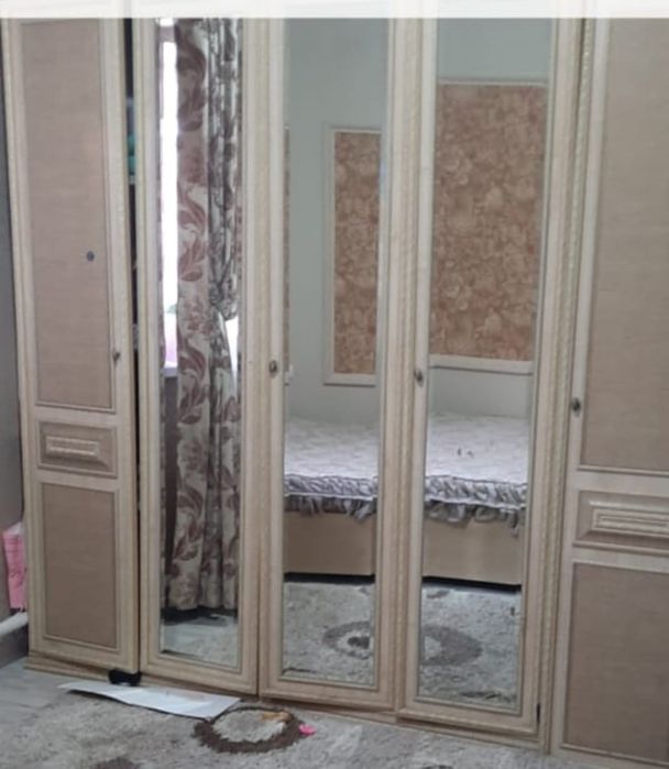 Спальный гарнитур