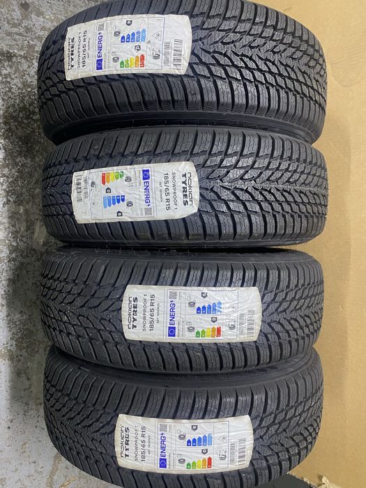 Jante roti iarna 15 Dacia Logan/Sandero/Stepway 185/65R15 Nokian NOI