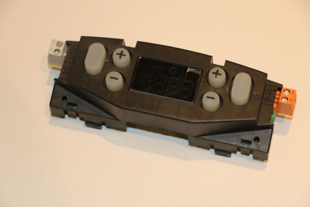 Placa frontala cu display pentru centrala termica Ariston Cares HS