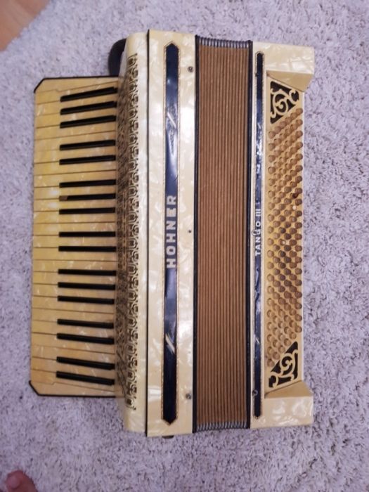 Hohner tango 120 basi