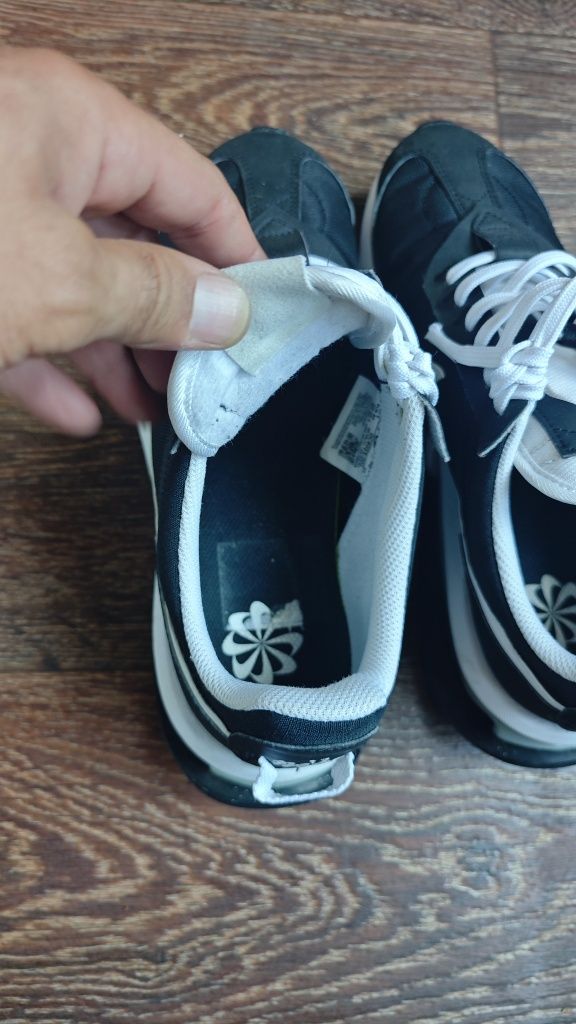Продавам маратонки Nike