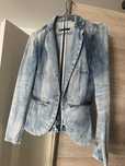Sacou denim , in conditii bune .