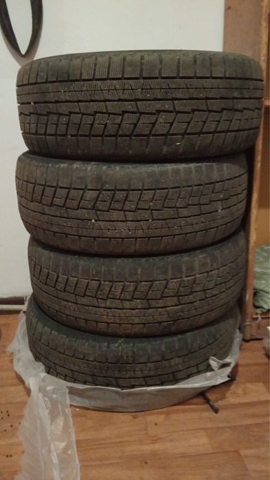 Продам почти новые шины