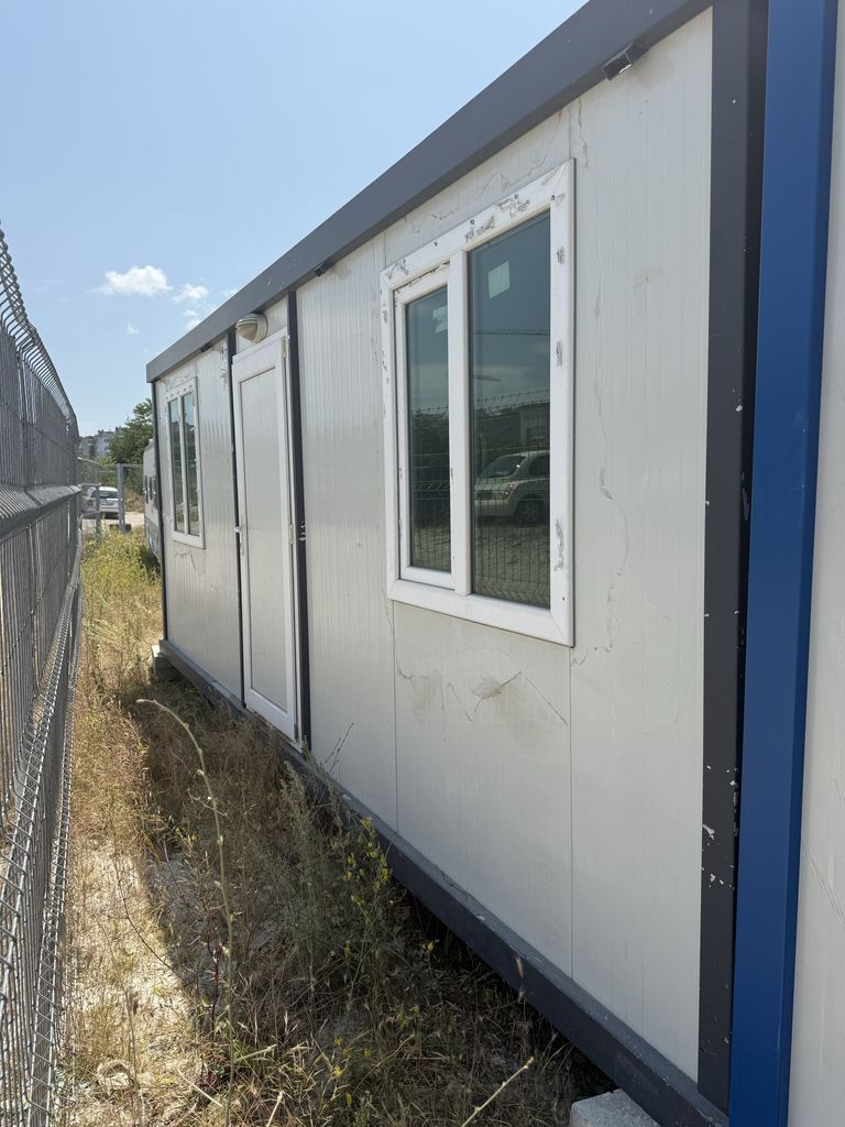 Дава се под наем Офис в Варна, Летище - 15 кв.м за 102 € - Снимка #1