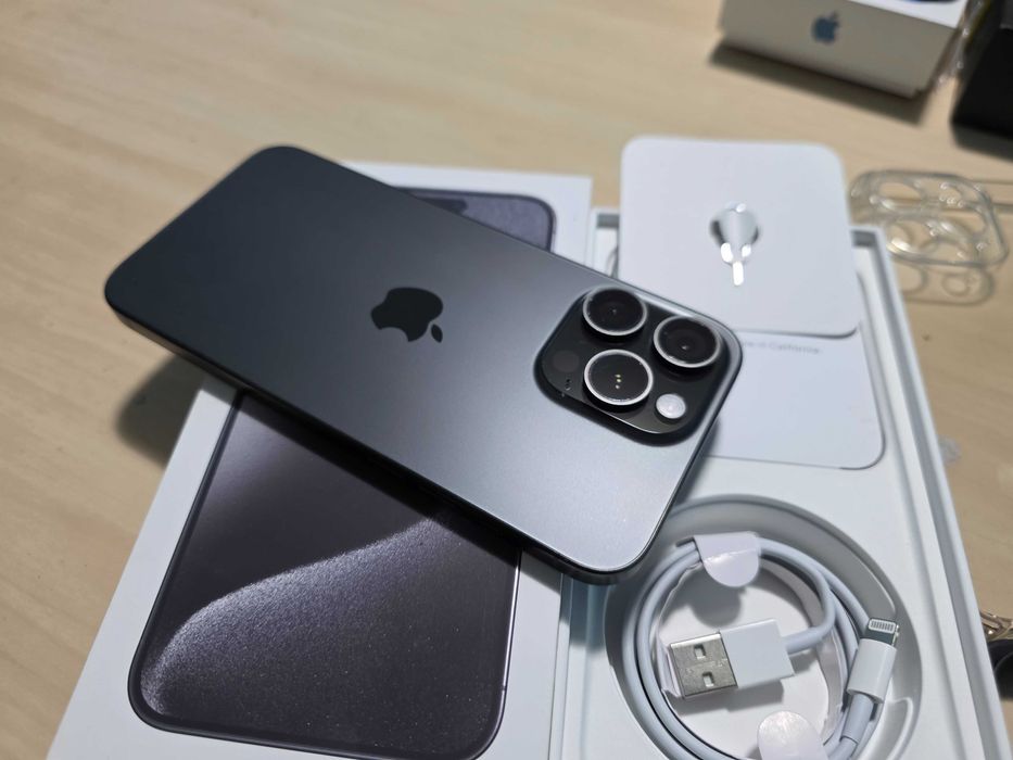 iPHONE 15 Pro Max,aspect de Nou !,funct.perfect !,pachet compl.+bonus
