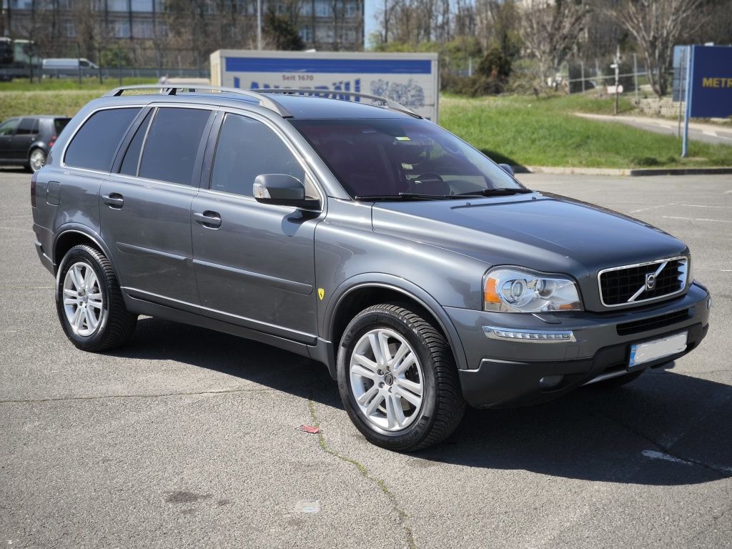 Volvo XC90 D5 Navi Car Play Android Auto алкантара