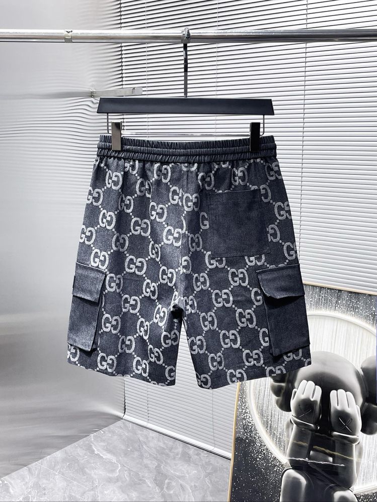Pantaloni scurti Gucci colectie noua