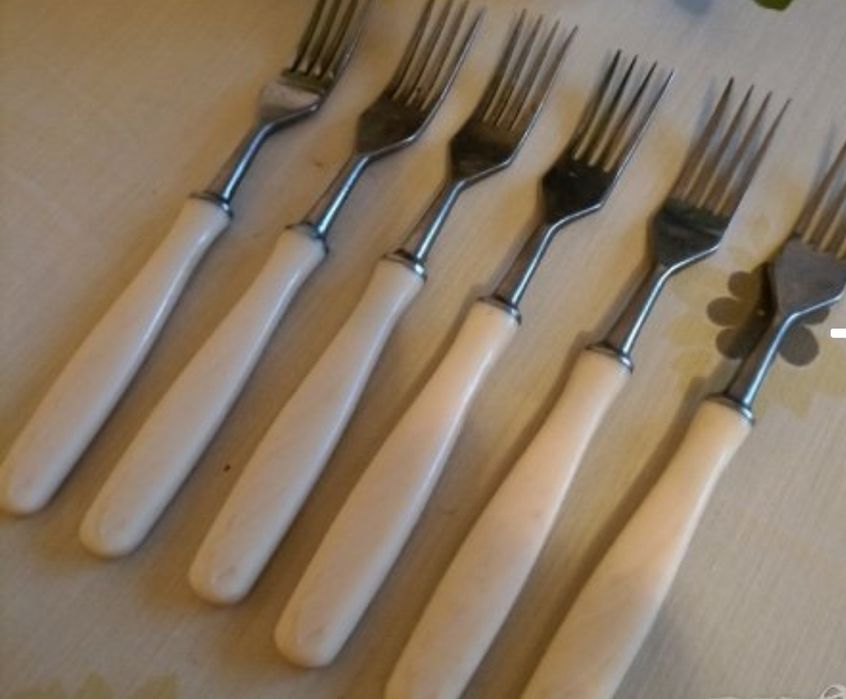 Прибори за хранене - руски вилици.
