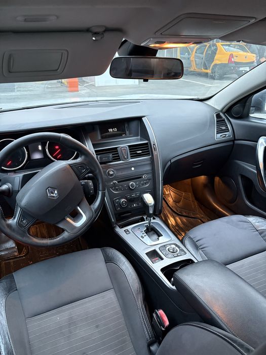 Renault Latitude