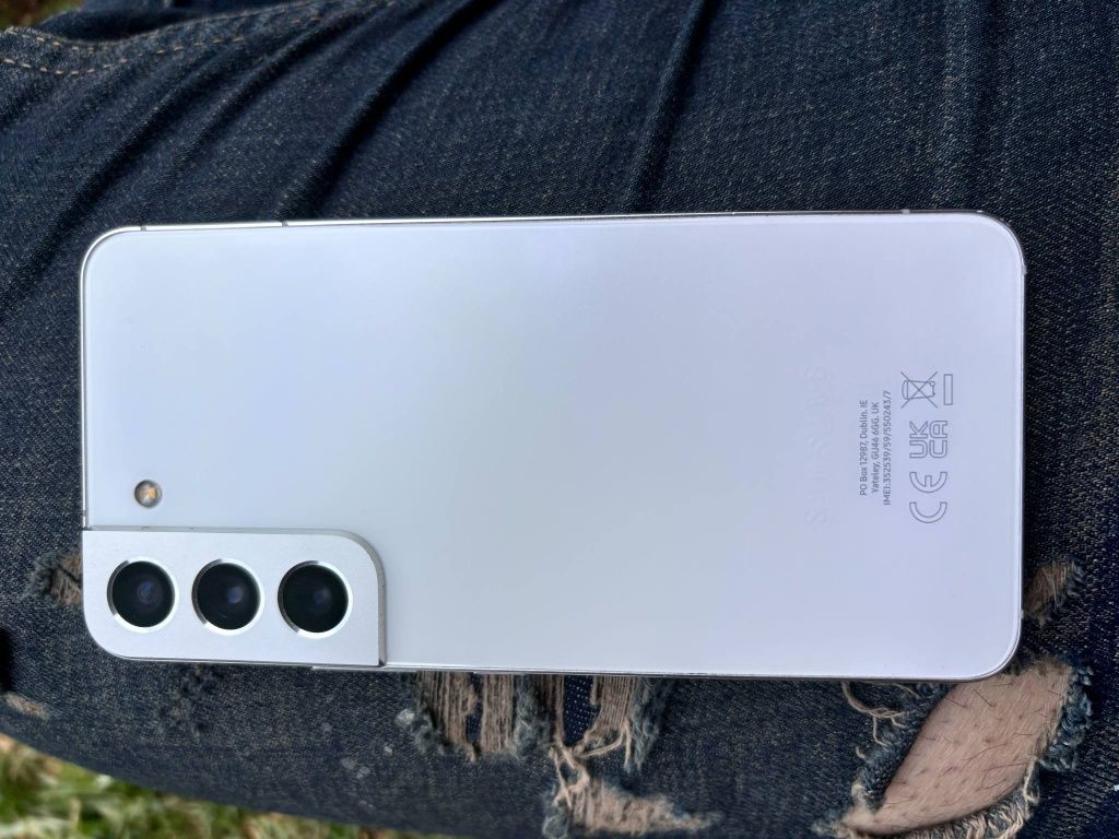 Samsung s22 бартер за айфон