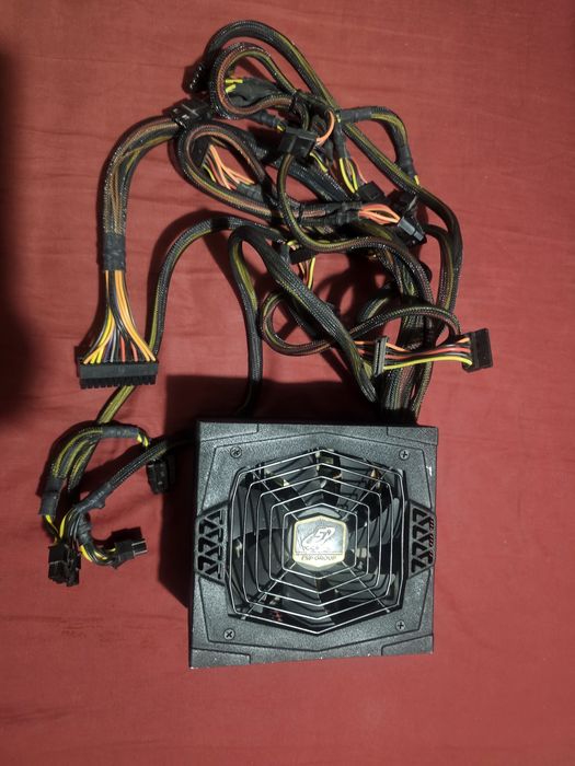 Захранване Aurum S Series AS-700 – 700W, 80+ Gold