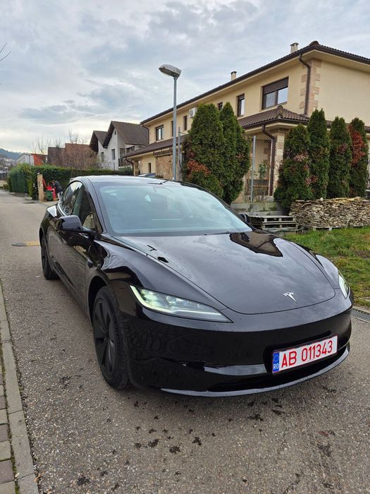 Tesla Model 3 Tesla 3 Highland Standard Range RWD .