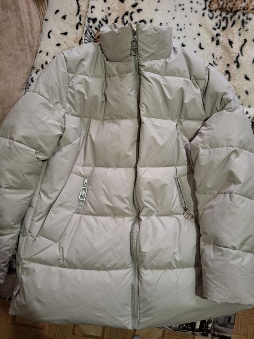 Продам зимний пуховик