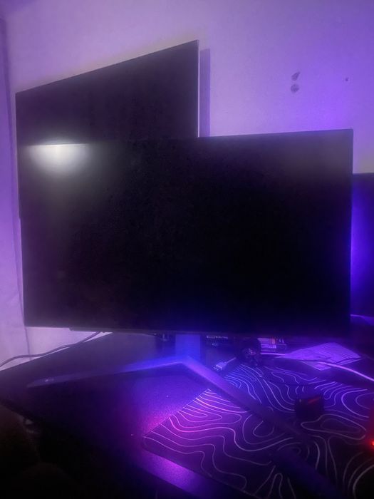 Monitor LG UltraGear 27GR95QE OLED- Panou Defect - Pentru piese/Donor