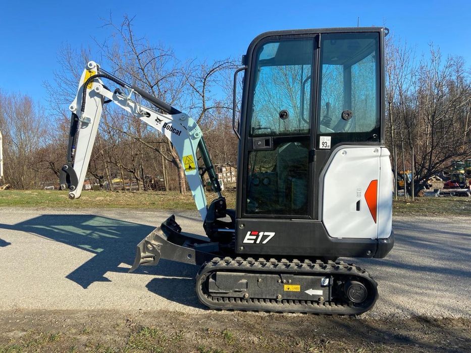 Inchiriez miniexcavator bobcat basculante demolari sapaturi