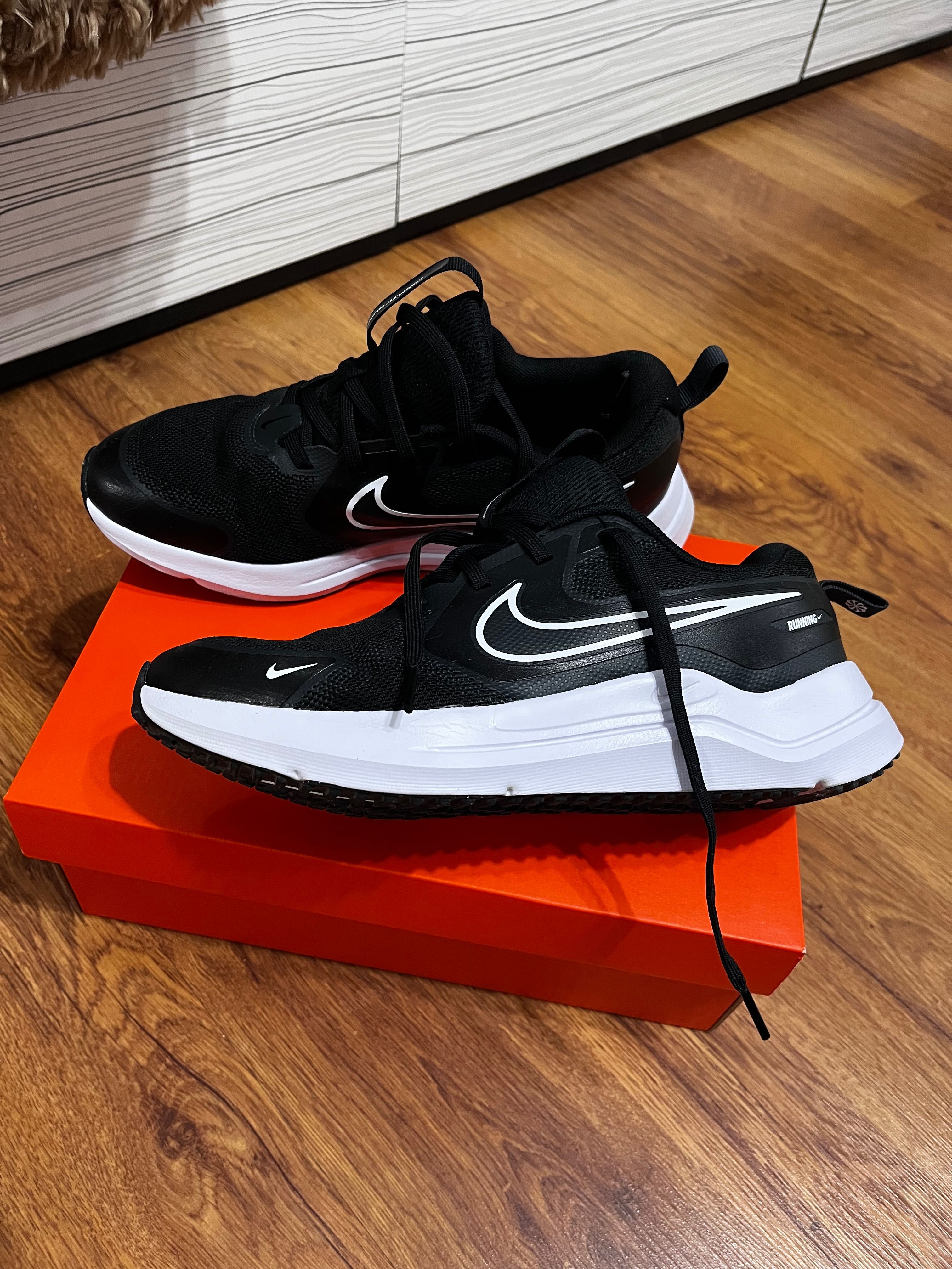 Обувки Nike в гаранция и с кутия