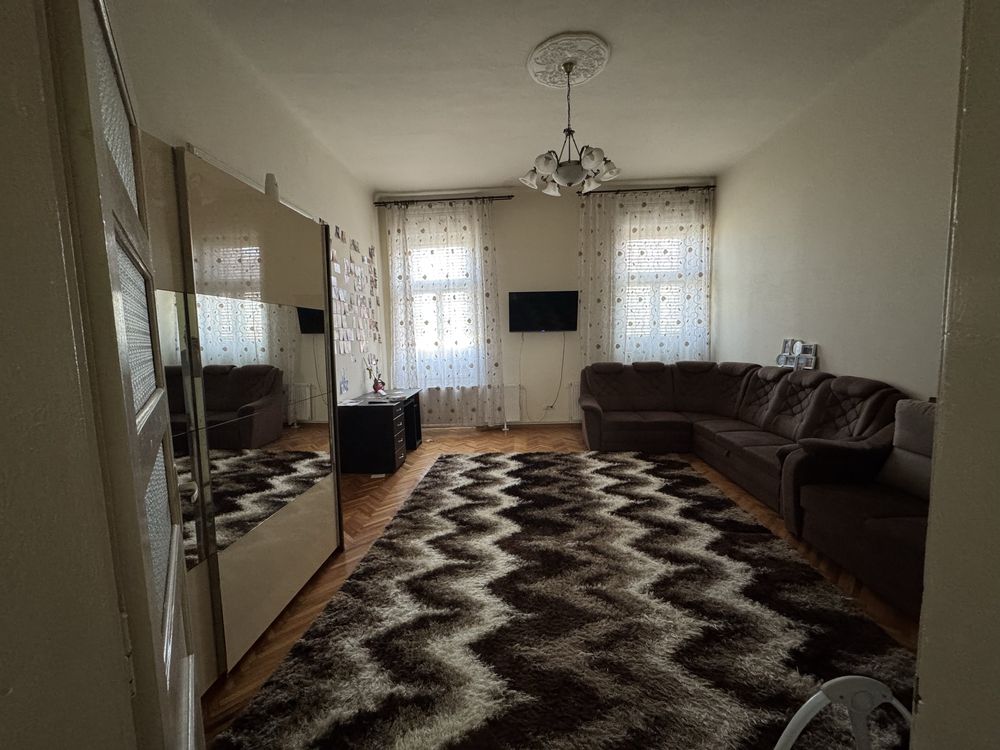 Apartament 2 camere, Piata Maria 82 mp, Curte privata, garaj, boxa