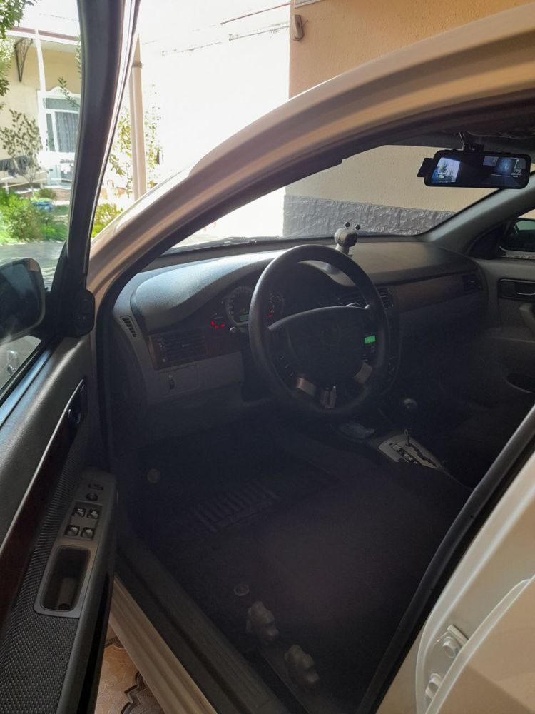 Lacetti 2013 1.6 Avtomat karobka sotiladi