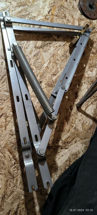 Продам крепление для дивана 2 штуки