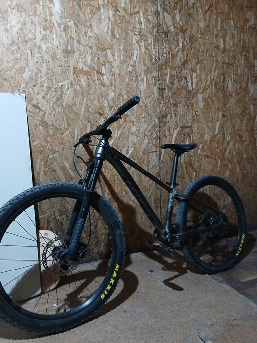 Продам Giant STP