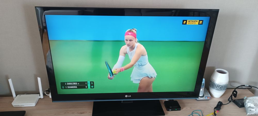 Телевизор LG 40 диагональ