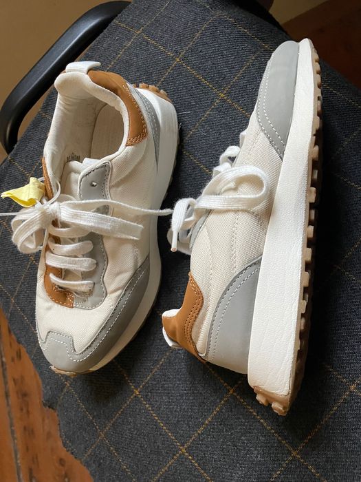 Спортни обувки 35 номер