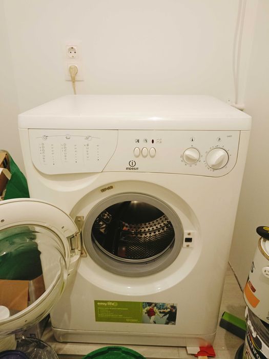 Пералня Indesit W43T, 5 кг