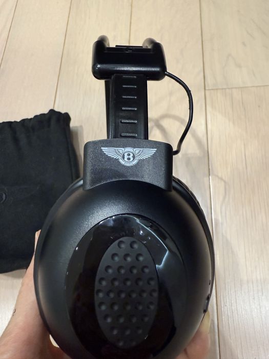Наушники Bentley