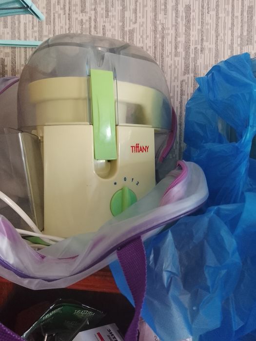 Продам соковыжималку.3000