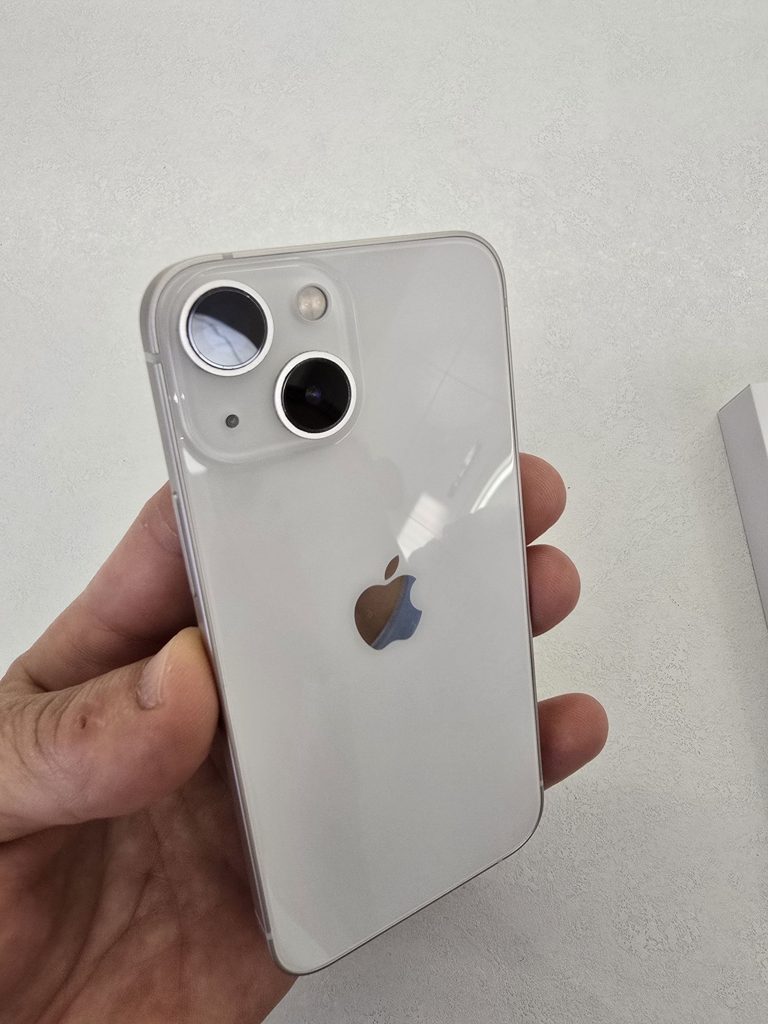 iPhone 13 mini Starlight 256GB 84%  battery