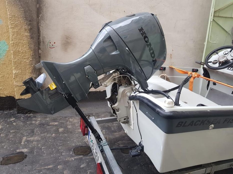 Vând barca Blaksea Fishing 510