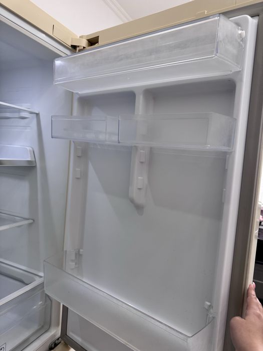 Продается Холодильник