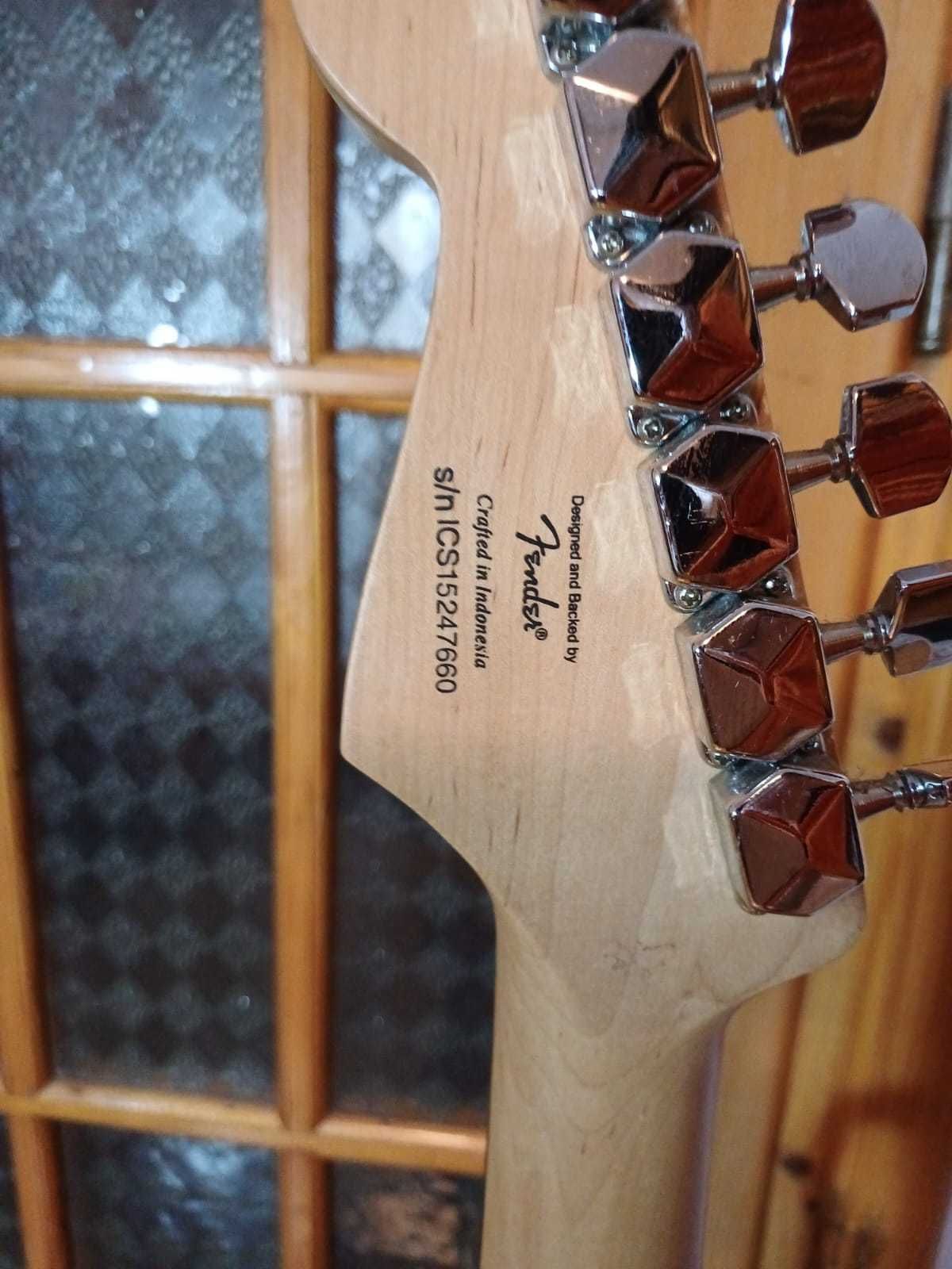Chitara electrica Fender Squier Bullet Stratocaster HT HSS