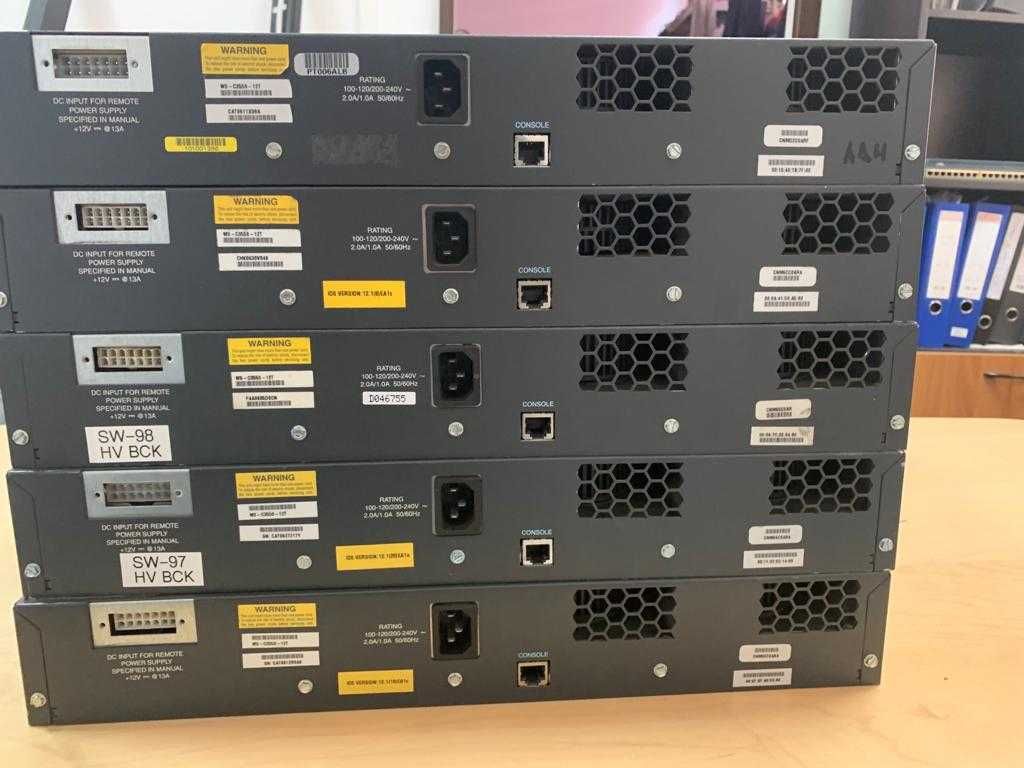 Switch Cisco Catalyst 3550-12T