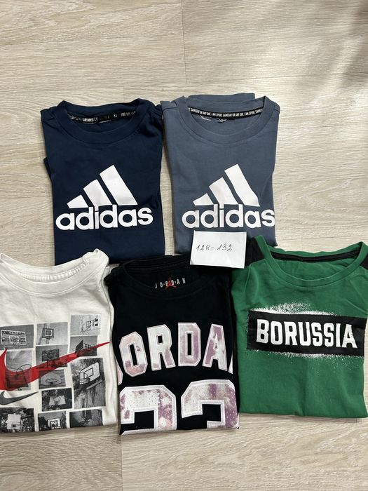 Детски маркови дрехи - тениски, суичъри, якета