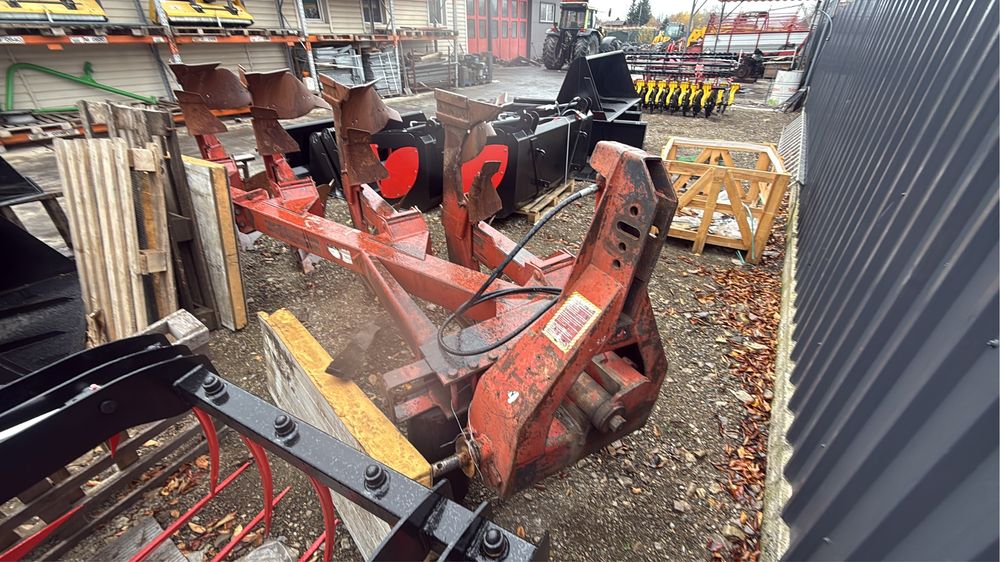 Plug Naud 3+1 recent adus Belgia