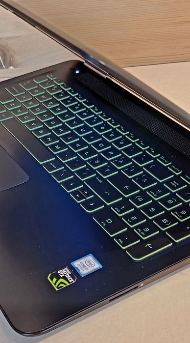 Laptop gaming HP i5 8th 16GB GTX 4GB SSD 256GB