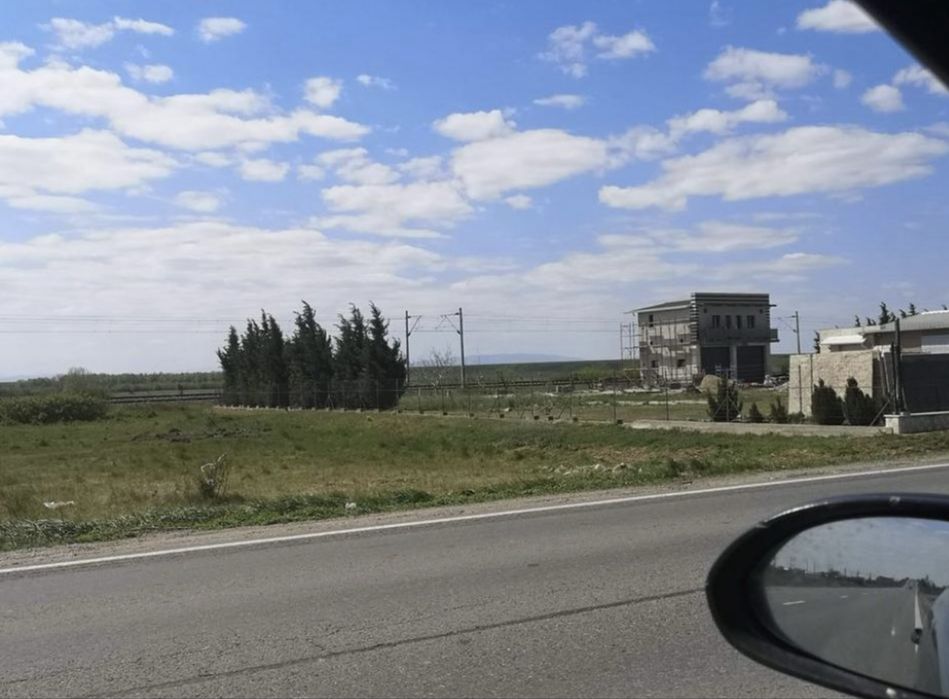 De vanzare teren intravilan 2000m2 Tecuci DN25